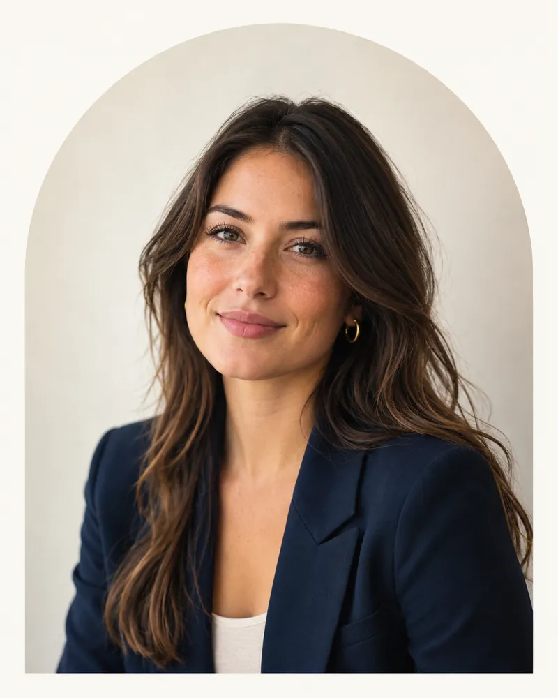 A recruitment consultant of a fictional agency, ALIGN